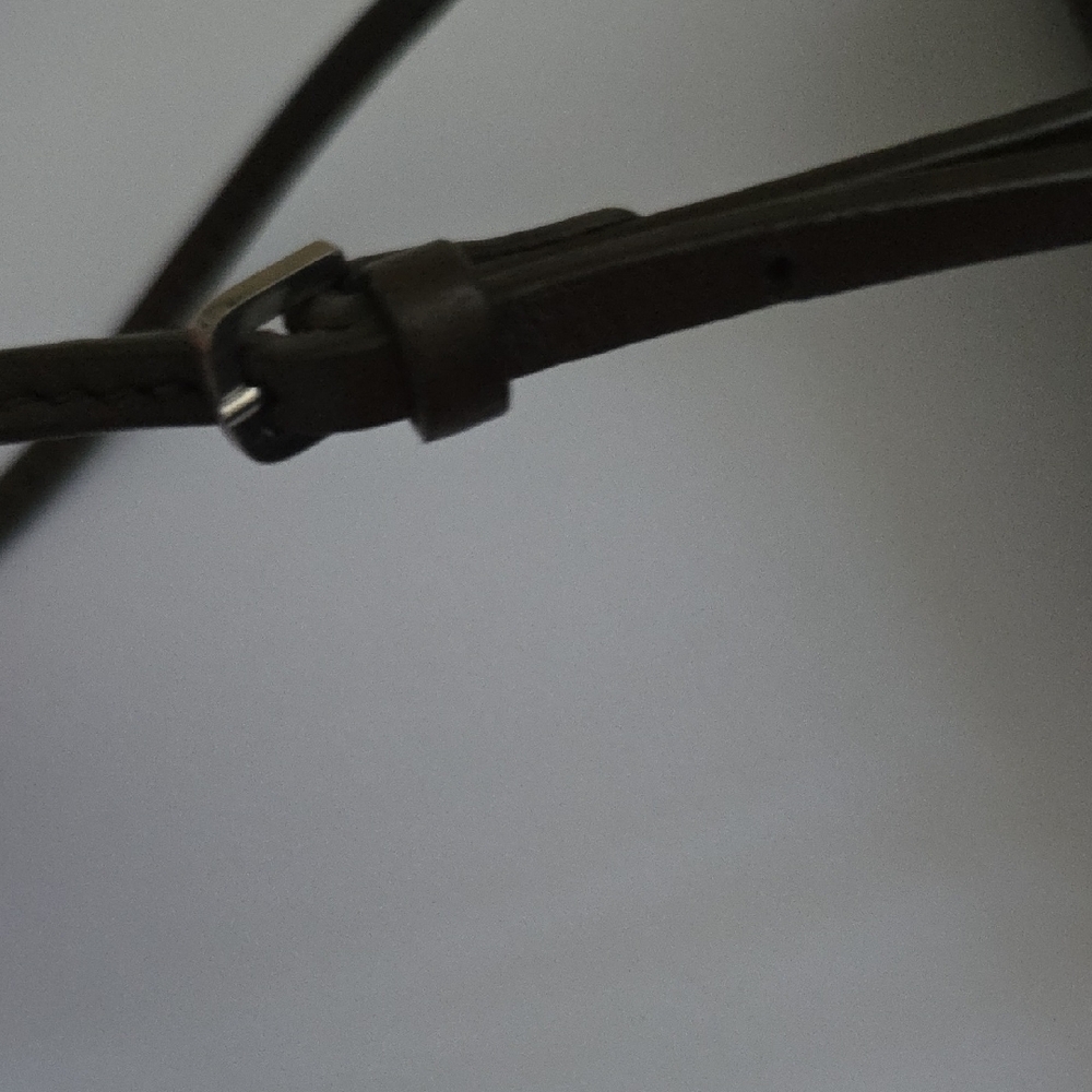 The Row Crossbody Bag Minimalist Design - Picture 4 of 8